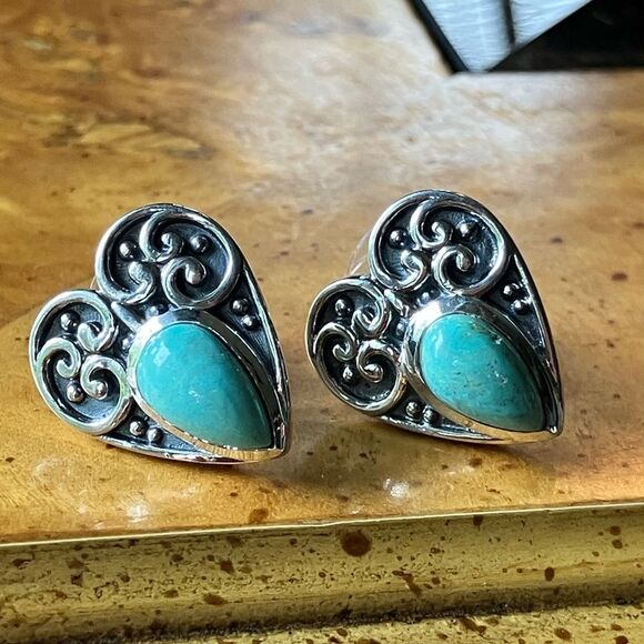 Natural Royston Turquoise Sterling Silver Heart Earrings - Picture 1 of 9